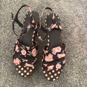 Floral platform sandals